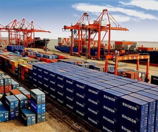 在與國(guó)際貨運(yùn)公司合作時(shí)應(yīng)如何節(jié)省運(yùn)費(fèi)