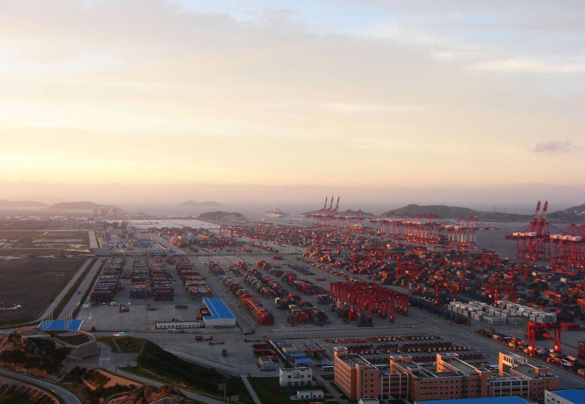 如何選擇上海國際物流公司作為長期合作商